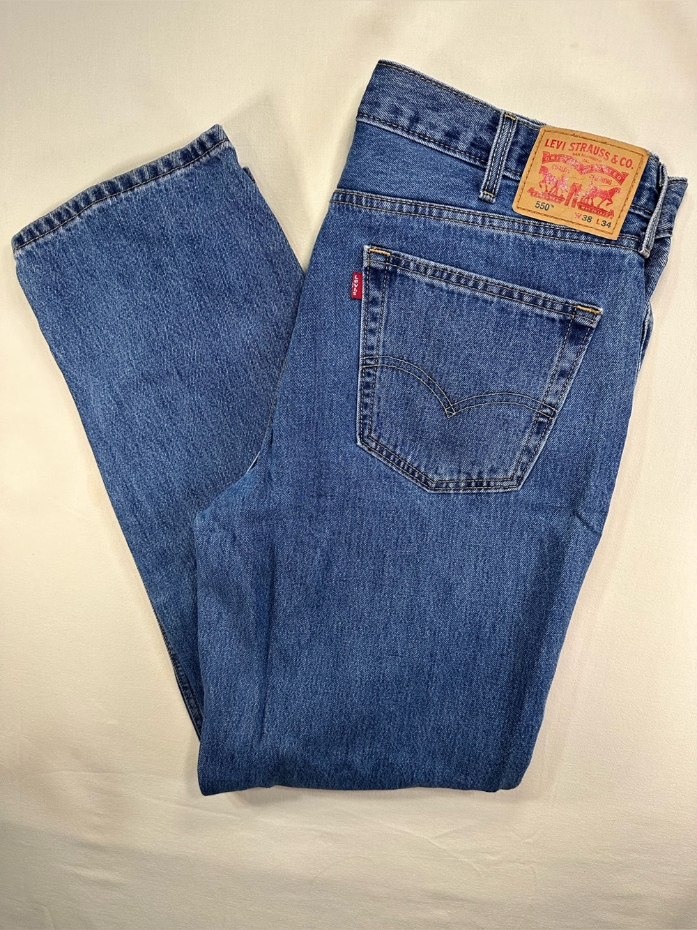 Levi’s 550 Men’s Relaxed Fit Tapered Blue Jeans Classic Dad Denim Cotton 38 x 34
